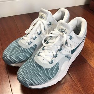 Nike Air Max Zero men’s size 11.5